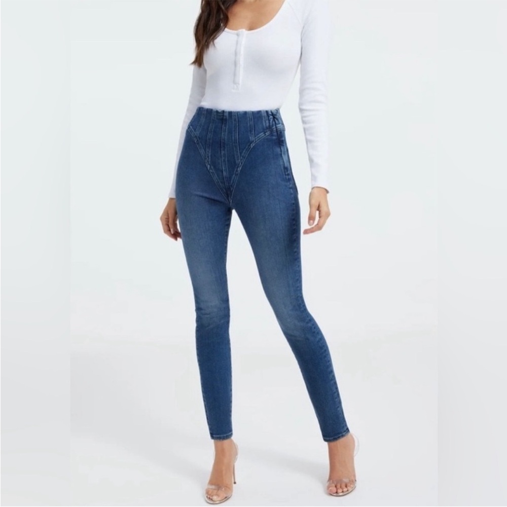 Good American High-Waist Skinny Jeans in Medium Blue